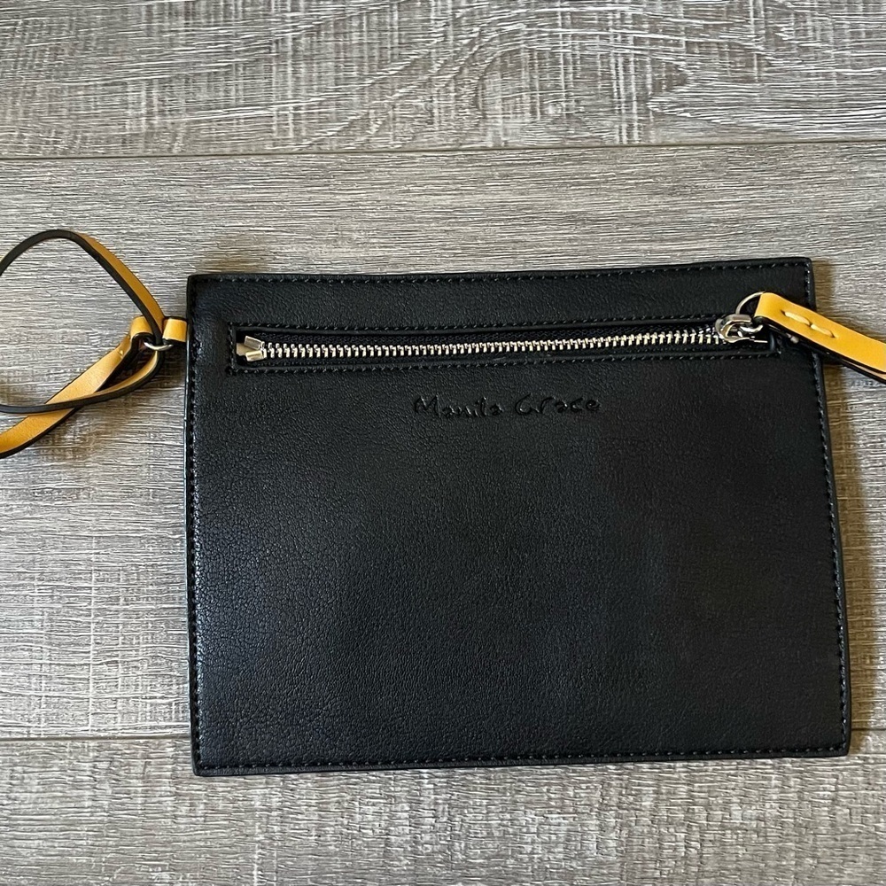 Manila Grace Flat Wristlet Clutch black